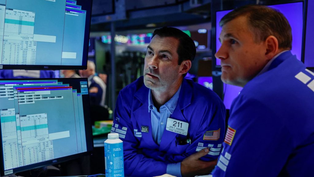 S&P 500 futures remain mostly steady as major banks prepare to start earnings season: Live updates