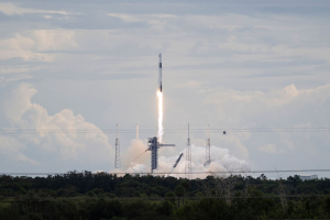 SpaceX's Falcon 9 rocket sends Dragon spacecraft to the ISS, successfully separating and returning to Earth.
