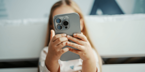 Steps to set up comprehensive parental controls on iPhone