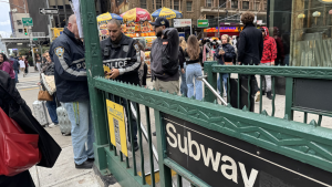 Subway shooting in Midtown Manhattan results in a man's death, no arrests yet: police