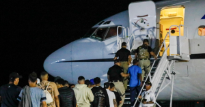 Supreme Court Allows Trump to Send 300,000 Venezuelans Back to Their Country