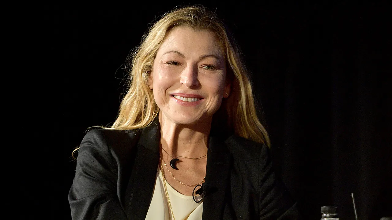 Tatum O’Neal goes out with family ahead of her 63rd birthday, years after a stroke that nearly killed her