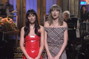 Taylor Swift interrupts Dakota Johnson’s ‘SNL’ speech: 'My actual therapist'