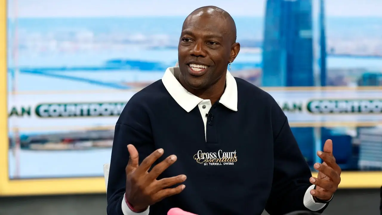 Terrell Owens faces a defamation lawsuit from three friends of Nolan Wells