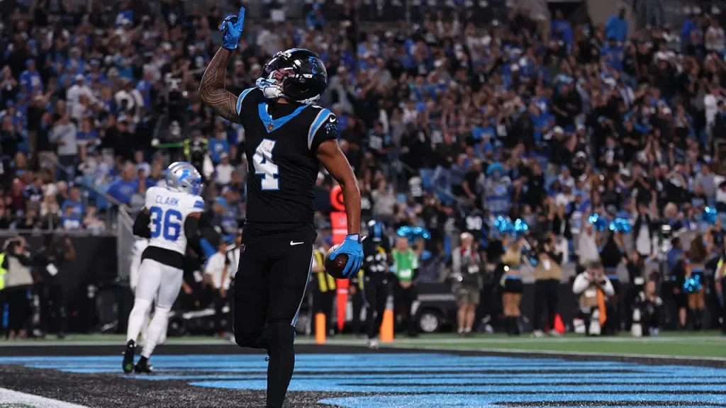Tetairoa McMillan's impressive performance overshadows Jared Goff's big outing as the weak Lions defense struggles on Sunday Night Football