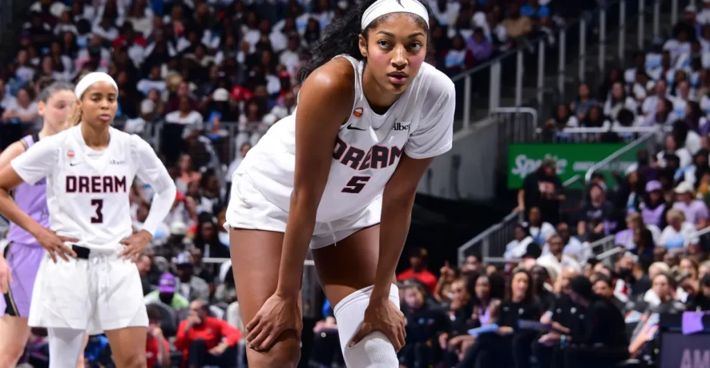 The choice to move Game 6 in the WNBA is an error.