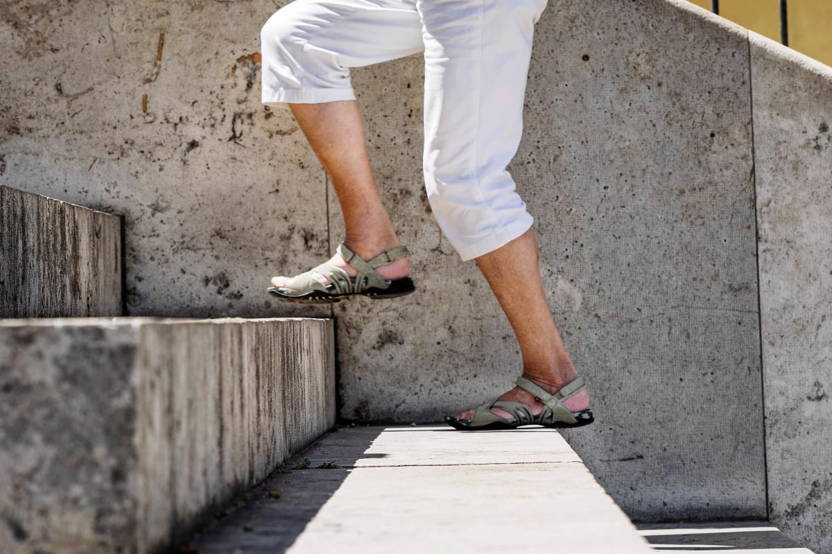 The unexpected amount of daily steps that may enhance your thinking skills