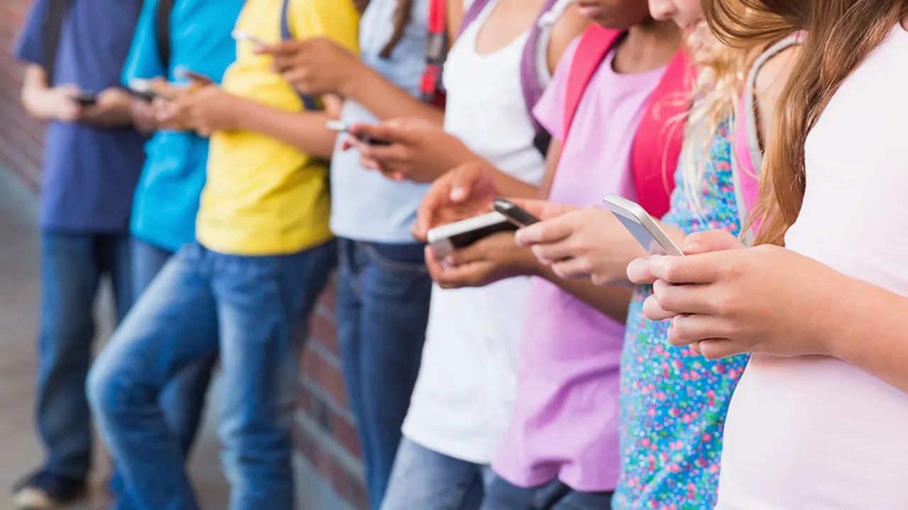 TikTok, YouTube, Snapchat encouraged to implement stronger safeguards for children