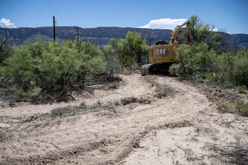 Trump administration and DOJ request urgent Supreme Court review to restart Big Bend border wall project