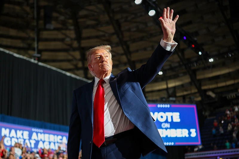 Trump gives campaign speech in San Antonio, supporting local GOP candidates and strengthening Paxton’s Senate bid.