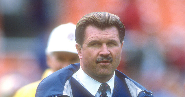 Trump Reflects on Mike Ditka as a 'Champion' and 'Strong Individual'