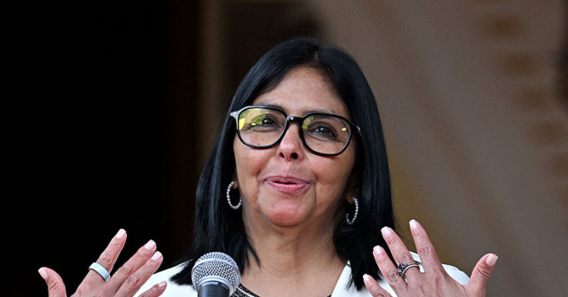 Venezuela: Delcy Rodriguez Celebrates Nicol&aacute;s Maduro's Torture Allegations with an Early Christmas Season