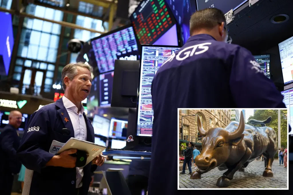 Wall Street is heading for a record-breaking $90 billion year, according to the state comptroller.
