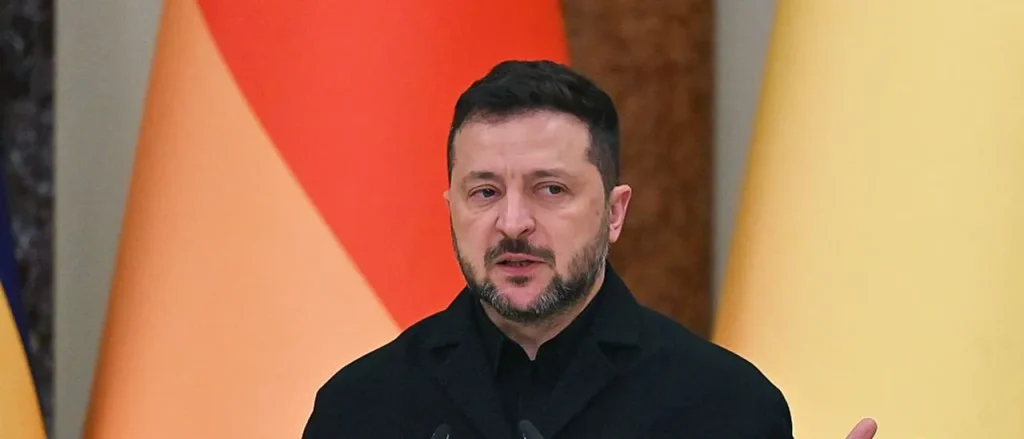 Zelenskyy criticizes Trump's 'weak' oil agreement with Putin, Trump responds with a single word.
