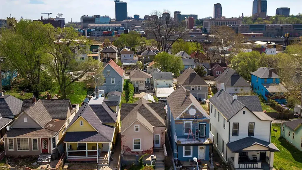 Zillow report reveals that unexpected costs of homeownership reach $16,566 annually.